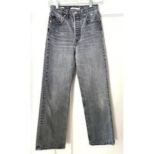 Levi's Ribcage Straight Jeans ~ sz 24